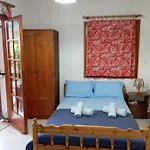 Akrata Golden House 3 *