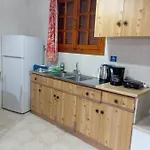 Akrata Golden House 3 Apartman *