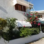 Akrata Golden House 3 *