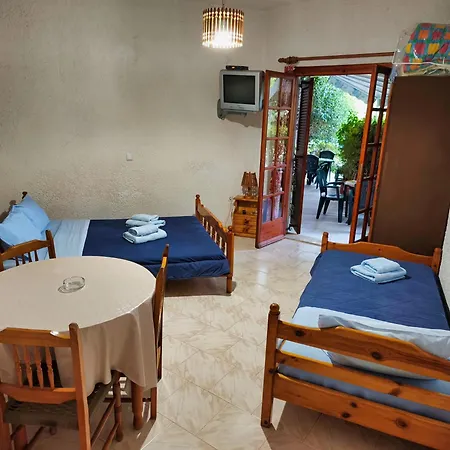 Akrata Golden House 3