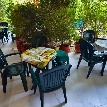 Akrata Golden House 3 *