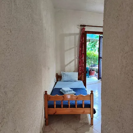 Akrata Golden House 3