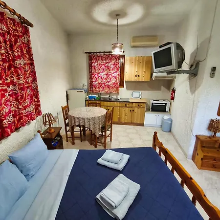 Akrata Golden House 3 Aigeira