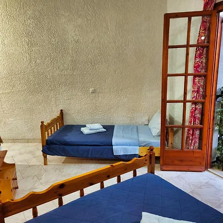 Akrata Golden House 3