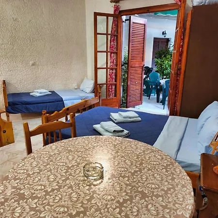 Akrata Golden House 3 Apartamento *