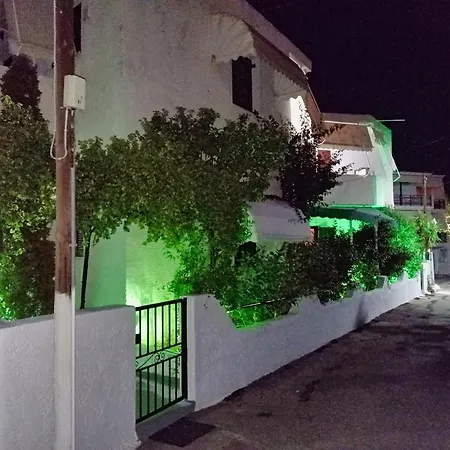 Apartamento Akrata Golden House 3