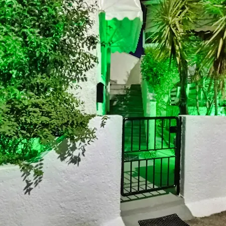 Apartmán Akrata Golden House 3 *