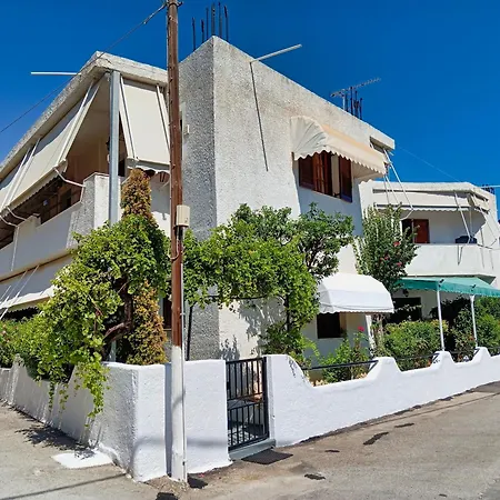 Akrata Golden House 3 Apartamento *