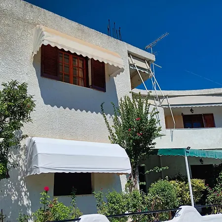 Akrata Golden House 3