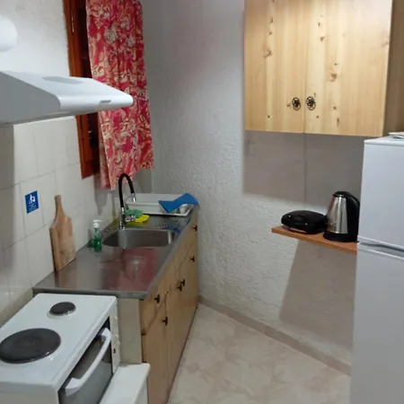 Apartamento Akrata Golden House 3