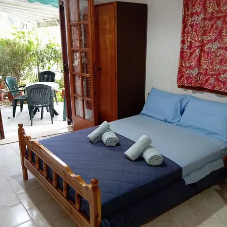 Apartamento Akrata Golden House 3