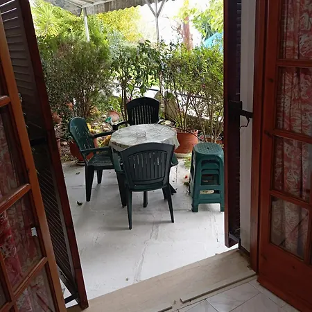 Akrata Golden House 3 Apartamento Aigeira