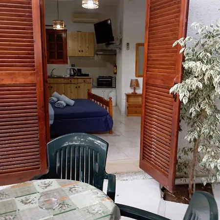 Akrata Golden House 3 * Aigeira