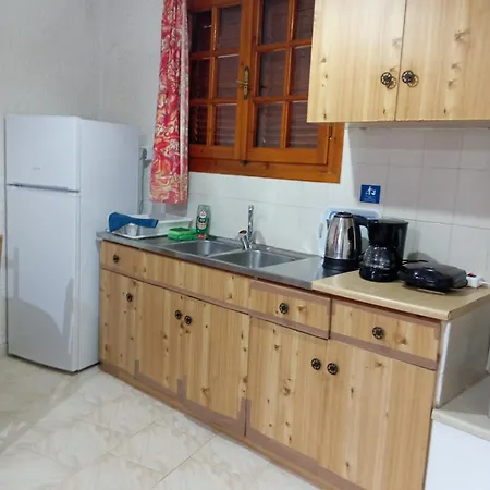 Akrata Golden House 3 Apartamento *