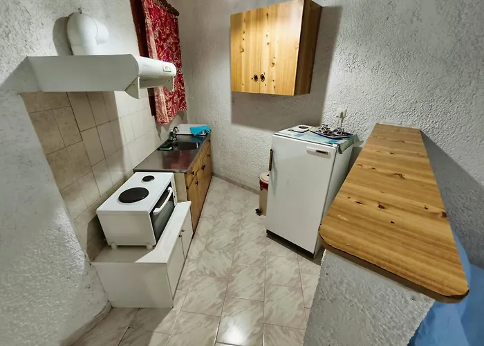 Apartamento Akrata Golden House 3 *