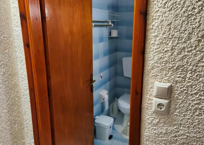 Akrata Golden House 3 *