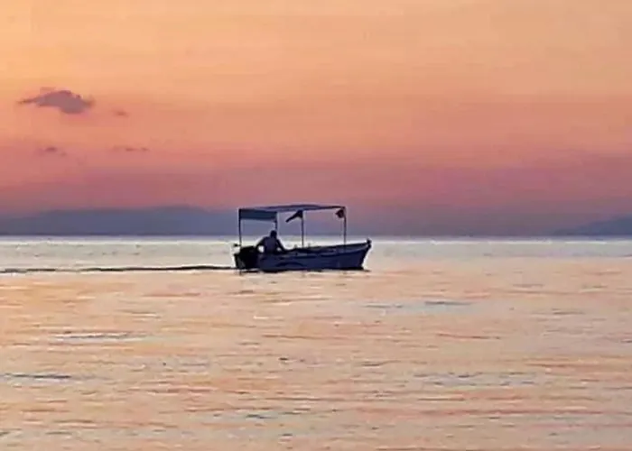 Akrata Golden House 3