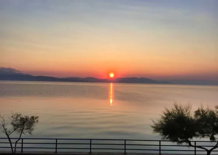 Akrata Golden House 3 Aigeira