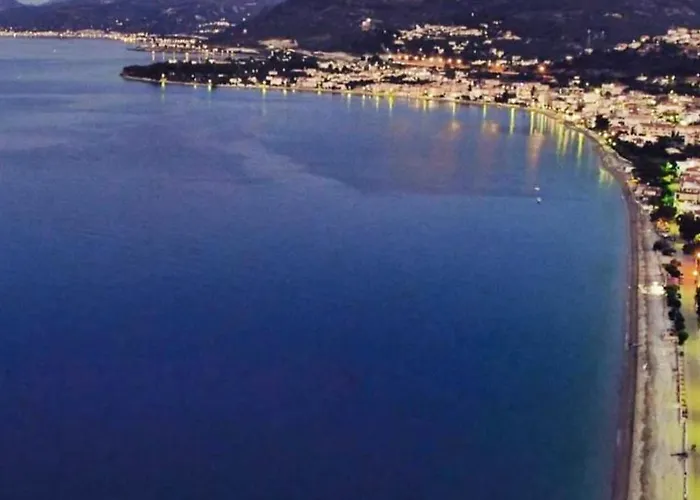 Akrata Golden House 3