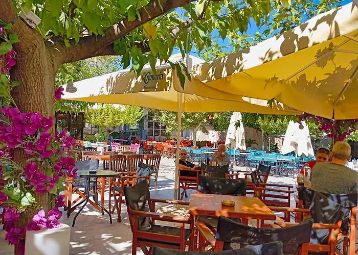 Akrata Golden House 3