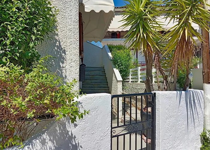 Akrata Golden House 3 * Aigeira