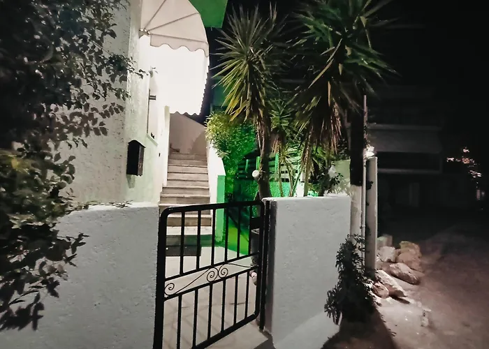 Akrata Golden House 3