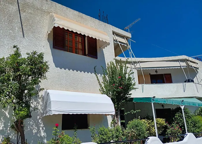 Akrata Golden House 3