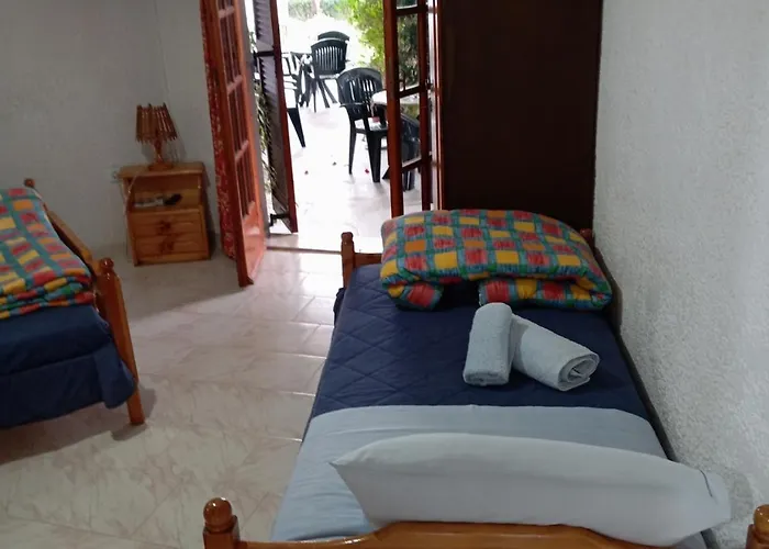 Akrata Golden House 3 Daire
