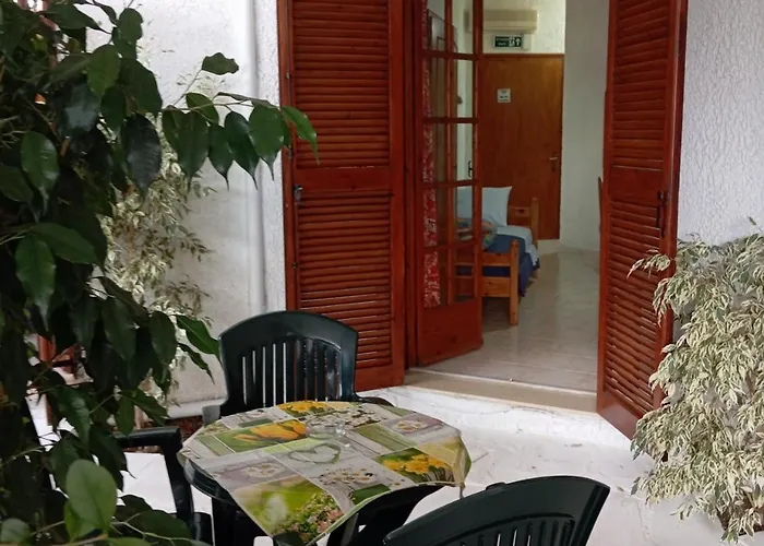 Daire Akrata Golden House 3 *