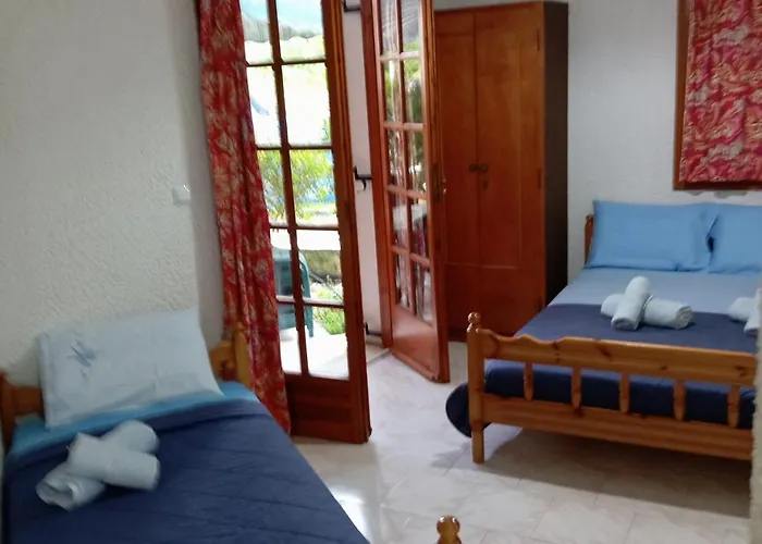 Akrata Golden House 3